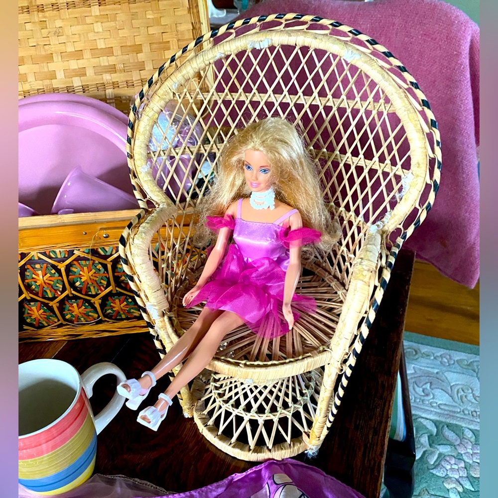 Vintage wicker rattan Barbie doll peacock chair plant stand